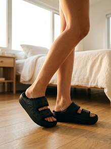 Crocs صنادل رجالية سوداء Baya Cozzzy CR210073 - الأسود - مشاهدة 3