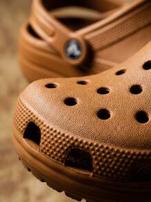 Crocs CLASSIC CLOG Men's Sport Sandals Quick-Dry Easy To Match Anti-Slip Daily Shopping Beach Brown 10001-21N - Brown - View 5