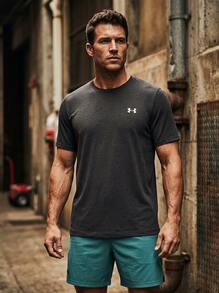 Under Armour تي شيرتات وقمصان رياضية للرجال ناعمة ومتينة ومريحة للاستخدام اليومي وعطلة نهاية الأسبوع والتدريب 1382801-025 - رمادي غامق - مشاهدة 2