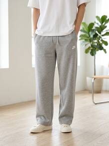 Nike Men's Sports Pants Soft Stretchy Quick-Dry Sports Office Weekend Grey FN3730-063 - Grey - View 1