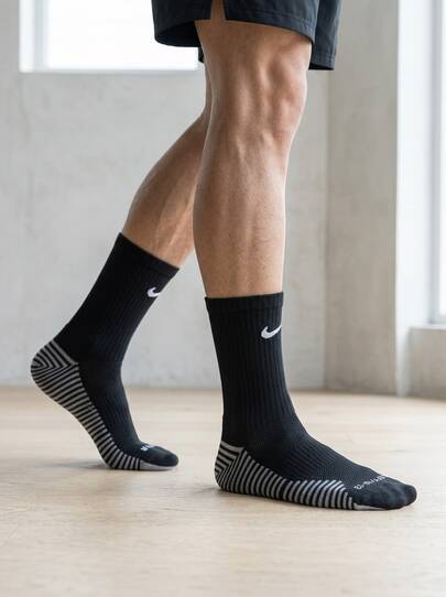 Nike Men's Breathable Anti-Odor Moisture-Wicking Running Training Sports Black FZ8485-010