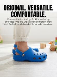 Crocs CLASSIC CLOG Kids' Clogs Lightweight Versatile Comfortable Daily Weekend Beach Blue 206990-4KZ - Blue Bolt - View 3