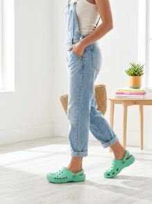 Crocs صنادل رياضية للنساء قابلة للتنفس ومقاومة للماء وقابلة للتعديل للعطلات الصيفية والشاطئ 10126-3UG - حجر اليشم - مشاهدة 4