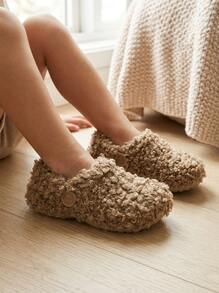 Crocs أحذية كلوجز كلاسيكية، أنيقة ومتعددة الاستخدامات للأطفال، أحذية للأطفال، أحذية كلوجز للمشي في الهواء الطلق & العطلات 210903-2EY - بني - مشاهدة 1