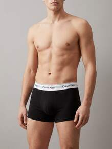 Calvin Klein 3 طقم سراويل داخلية - أبيض وأسود - مشاهدة 2
