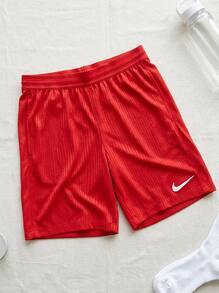 Nike Men Sports Shorts Classic Fit Durable Breathable Weekend Summer Gym Red FZ9352-657 - Red - View 2