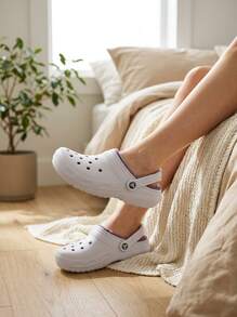 Crocs كلاسيك كلوج نسائي ناعم مانع للانزلاق مرن للشاطئ والاستخدام اليومي الكاجوال 203591-5PU - ضباب الموف - مشاهدة 6