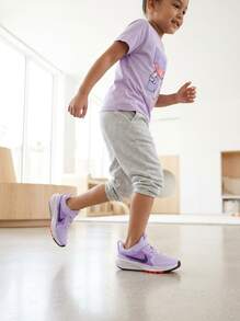 Nike أحذية رياضية للأطفال كلاسيكية ريترو مبطنة للجمنازيوم والتنقل والمكتب HF7005-500 - الأرجواني - مشاهدة 5