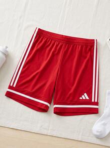 Adidas شورتات أولاد مراهقين متينة وخفيفة الوزن ومتعددة الاستخدامات لعطلة نهاية الأسبوع والصيف والجيم JN5456 - الأحمر - مشاهدة 2