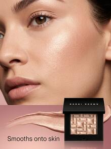Bobbi Brown بودرة هايلايتر من بوبي براون - برونز جلو 8 جرام - توهج برونزي - مشاهدة 4