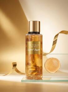 Victoria's Secret رذاذ الجسم بنكهة جوز الهند والشغف 250 مل - Coconut Passion - مشاهدة 5