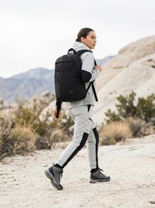 Nike حقائب رياضية خارجية وحقائب تسوق متينة بسحاب واسعة للتسوق والتنقل اليومي DN2555-010 - الأسود - مشاهدة 2