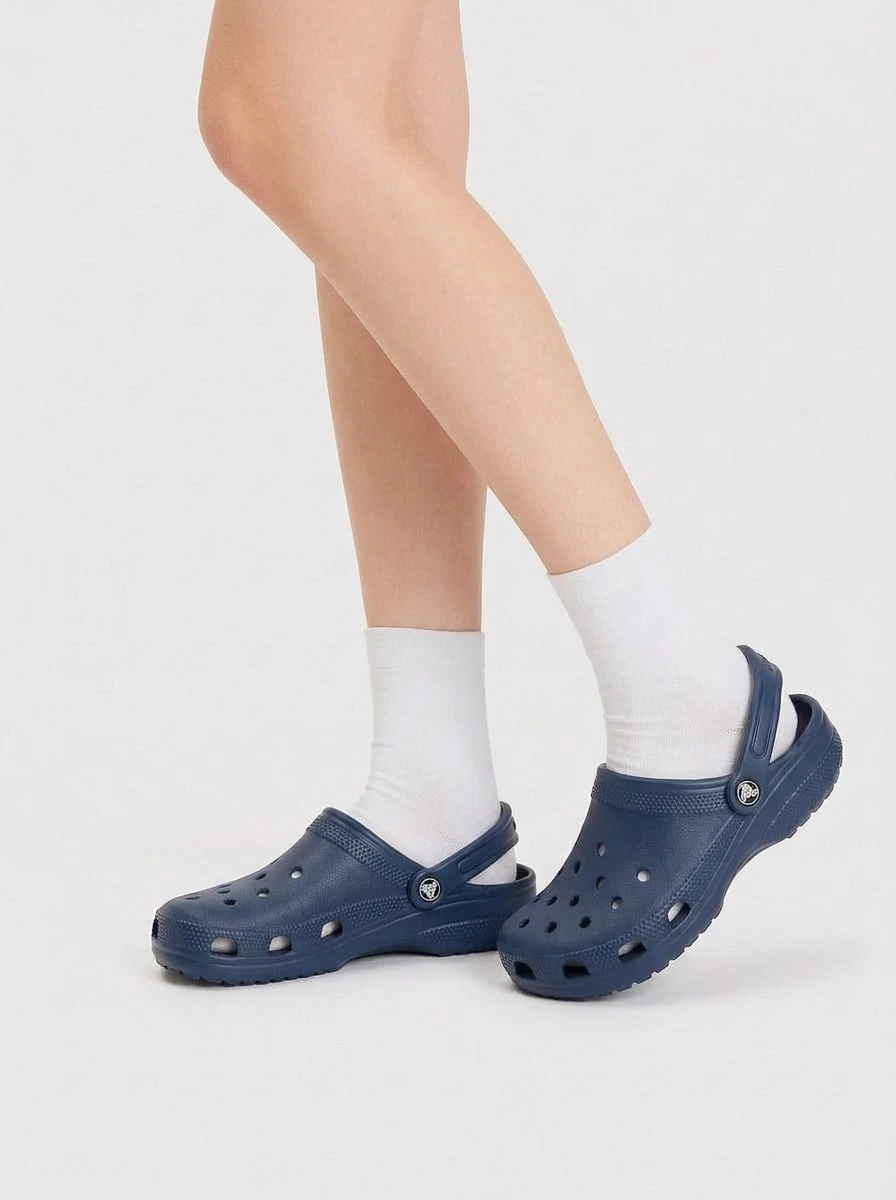 Crocs CLASSIC CLOG Women's Clogs Breathable Durable Ergonomic Shopping ...