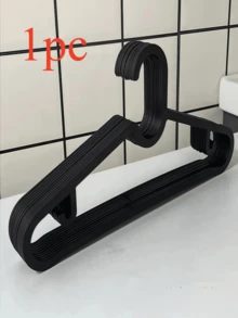 SHEIN 1 قطعة/10 قطع/20 قطعة/40 قطعة شماعة بلاستيكية بسيطة للمنزل مانعة للانزلاق، حامل ملابس، رف تجفيف الملابس، مع مشبك تعليق بدون آثار وخطاف، باللونين الأسود والأبيض - الأسود - مشاهدة 15