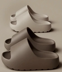 SHEIN 男女通用软拖鞋 - 舒适的室内/室外人字拖，情侣拖鞋，防滑纹理鞋底，可调节踝带，足弓支撑，米色和棕色，非常适合休闲穿着，可调节舒适拖鞋 | 露趾 | EVA 材质，家居拖鞋 - 彩色 - 查看 1