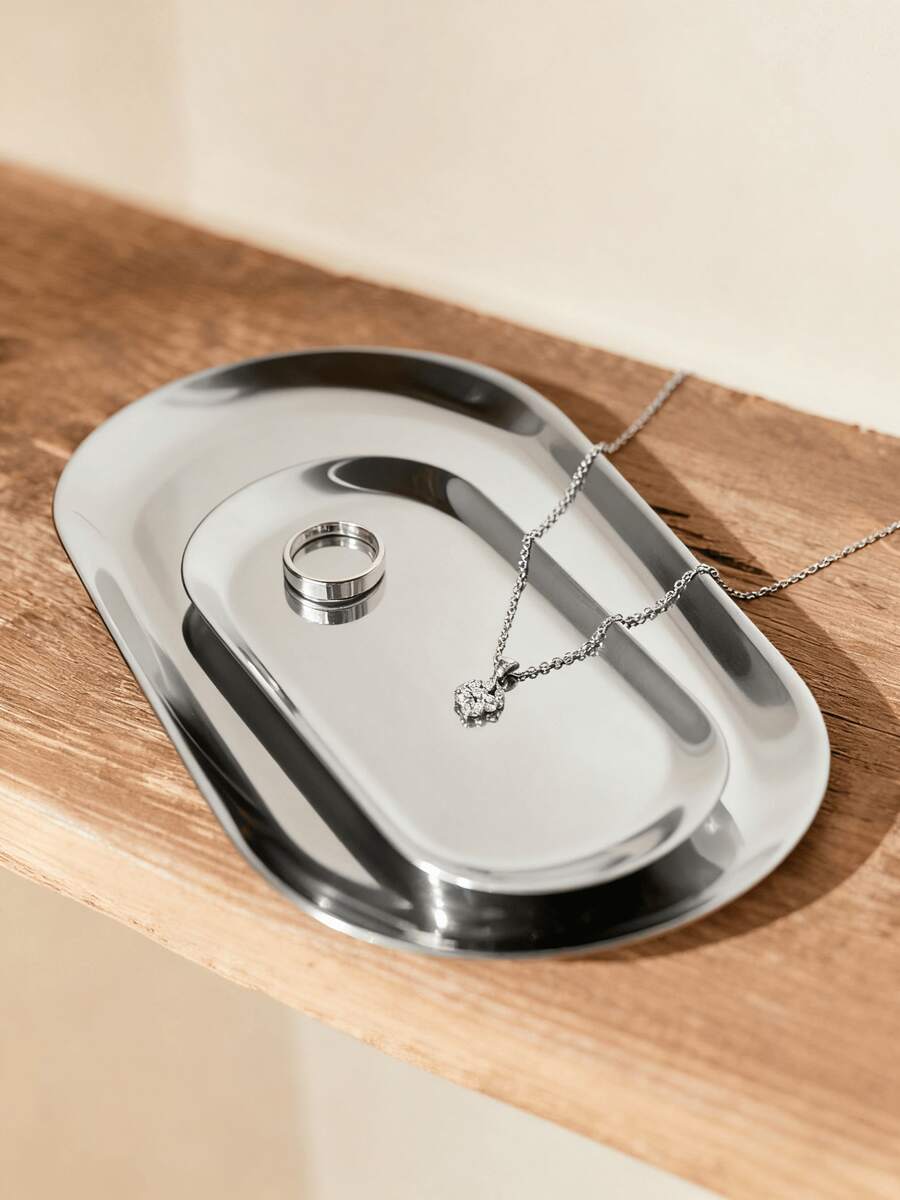 Cirelle 1 khay đựng đồ trang sức hình trái tim bằng kim loại sang trọng màu bạc, dùng để trang trí nhà cửa, đĩa đựng đồ thủ công, dùng để sắp xếp đồ trên bàn, hình bầu dục (7in/8.7in/10.2in) - Bạc - Xem 1