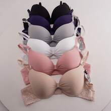 AMORARMA Sujetadores de mujer, copa B, paquete de 6, 6 colores, copas 3/4, tres broches metálicos, tirantes ajustables, confeccionados en satén brillante para un look sofisticado; ofrecen múltiples opciones de ajuste para adaptarse a diferentes necesidades de comodidad y sujeción. El sujetador presenta un diseño con lazo plisado, ribete de encaje, borde decorativo y relieve en forma de corazón, que proporciona forma y sujeción, convirtiéndolo en un sujetador sexy y cómodo con ribete de encaje. - Multicolor - Ver 8