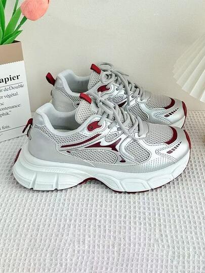 Nuevas zapatillas casuales para mujer, zapatillas de tenis de moda, zapatos de plataforma, zapatos de viaje, transpirables, cómodos, resistentes al desgaste, gris plateado, suaves y ligeros adecuados para deportes, montañismo, compras, universidad estilo simple y exquisito