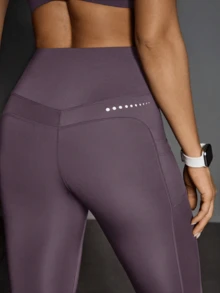 Pantalones cortos deportivos de cintura alta con bolsillos, ajustados y de corte slim para mujer - Morado - Ver 2