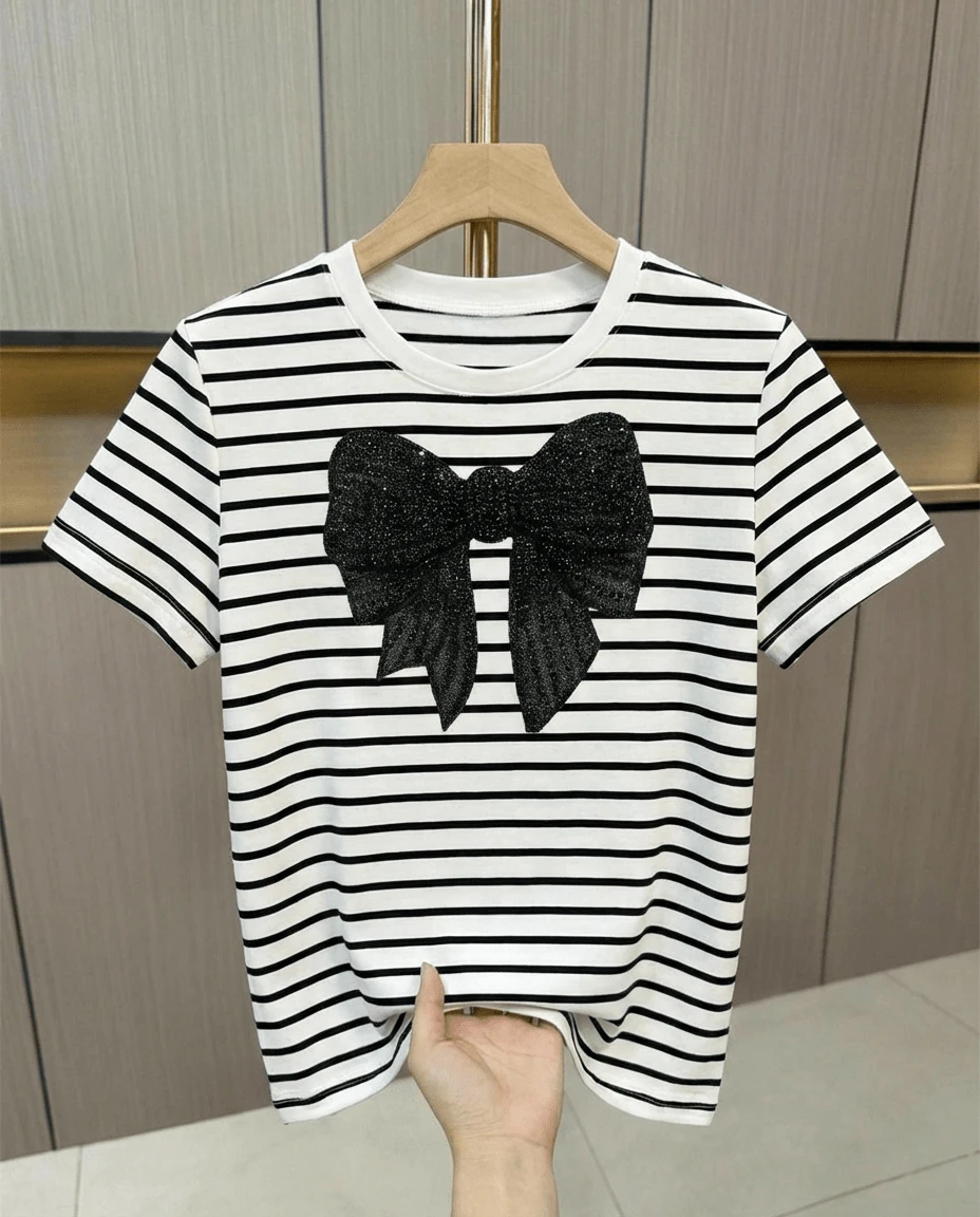 Camiseta Cuello redondo de algodón holgada de manga corta con cuello redondo, estampado minimalista , rayas blancas y negras, adecuada para año nuevo y regalo - Blanco - Ver 1