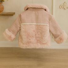 Conjunto Niña 3 Piezas Invierno Rosa | Chamarra con Peluche + Blusa + Jeans
Set Infantil Premium 3 Piezas | Chamarra Calientita Rosa con Forro | Talla 6
Outfit de Invierno para Niña | Chamarra Peluche Rosa + Mezclilla | Navidad
Conjunto Elegante Niña 3 Piezas | Abrigo Rosa con Peluche y Jeans | Frío
Set Completo de Invierno Talla 6 | Chamarra Rosa Acolchada + Blusa + Pantalón - Rosa Pálido - Ver 5