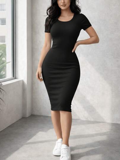 Vestido Ajustado de Manga Corta y Tejido de Canalé – El Básico Sexy y Cómodo para Cualquier Ocasión