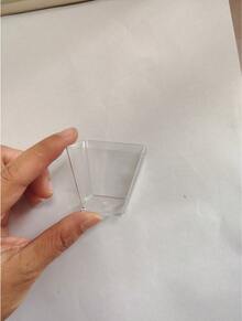 50个透明甜点杯和50个方形果冻杯，带勺子，可重复使用迷你甜点杯，派对用品，慕斯蛋糕杯，布丁杯，派对用品，户外旅行和野餐 - 彩色 - 查看 13