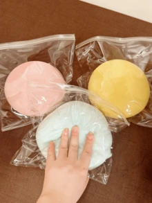 大型慢回弹挤压玩具，PVC材质，感官玩具，减压毛球，OPP包装礼品，压力球，手指球，成人保湿新奇减压玩具，生日礼物，派对装饰，礼盒填充物 - 彩色 - 查看 5