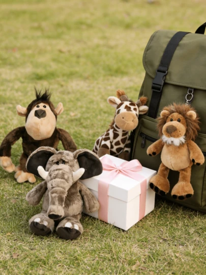 POKOJA LAND 丛林动物毛绒钥匙扣玩具，长颈鹿、狮子、大象、猴子等多种动物造型，仿真可爱小动物吊坠，背包装饰挂件，儿童生日和节日礼物，动物爱好者的完美礼物