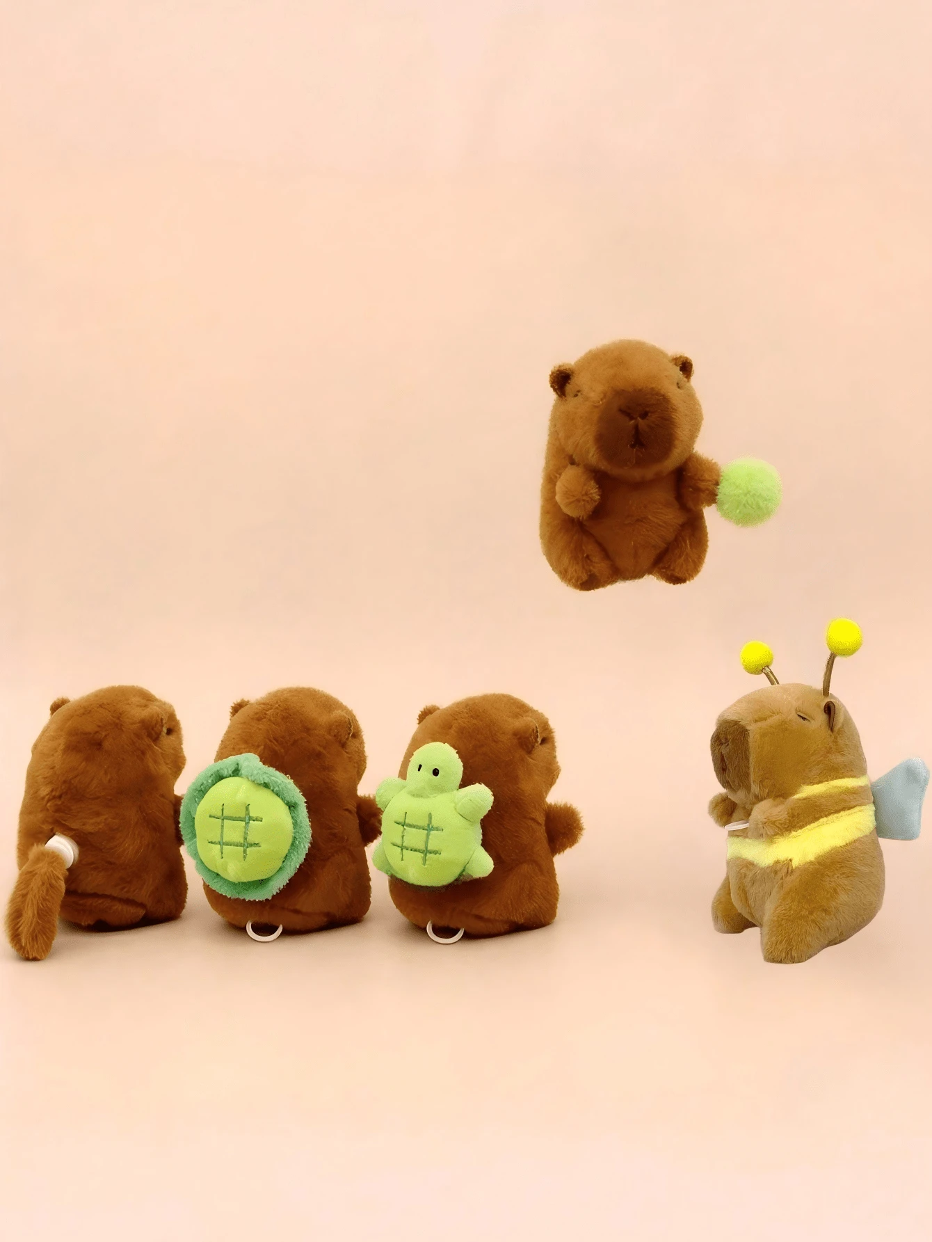 POKOJA LAND 水豚毛绒钥匙扣，可选可爱水豚吊坠，可爱水豚毛绒玩具礼物，水豚吊坠背包挂件生日礼物，毛绒装饰品 - 彩色 - 查看 1