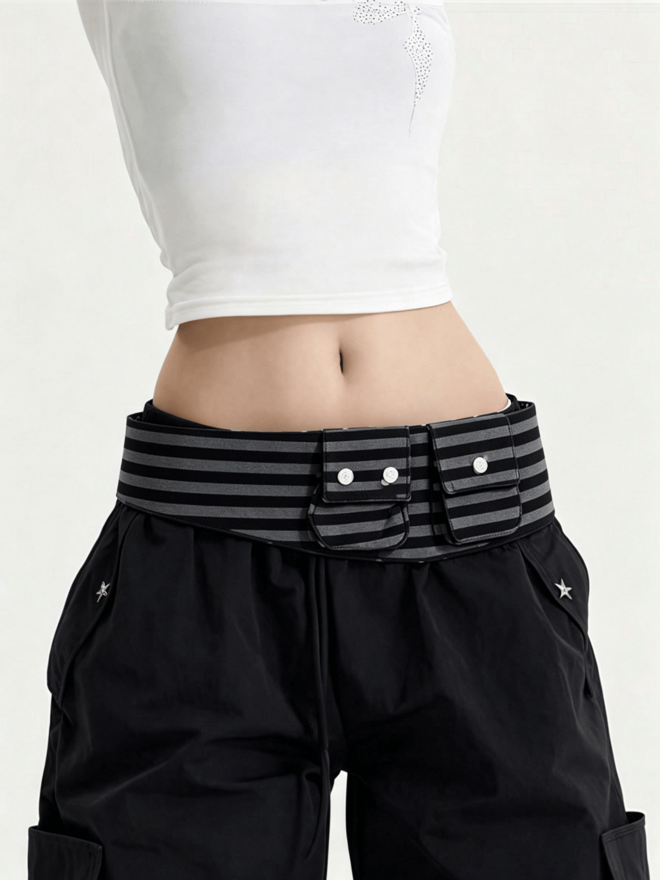 Anime Y2K Spice Girl Retro schwarz-graue gestreifte bedruckte Gürteltasche mit Druckknopf, verstellbare Breite, multifunktionale Gürteltasche - modisches, einfaches Accessoire für den Alltag, geeignet für Streetwear, Musikfestivals, Einkaufen usw.