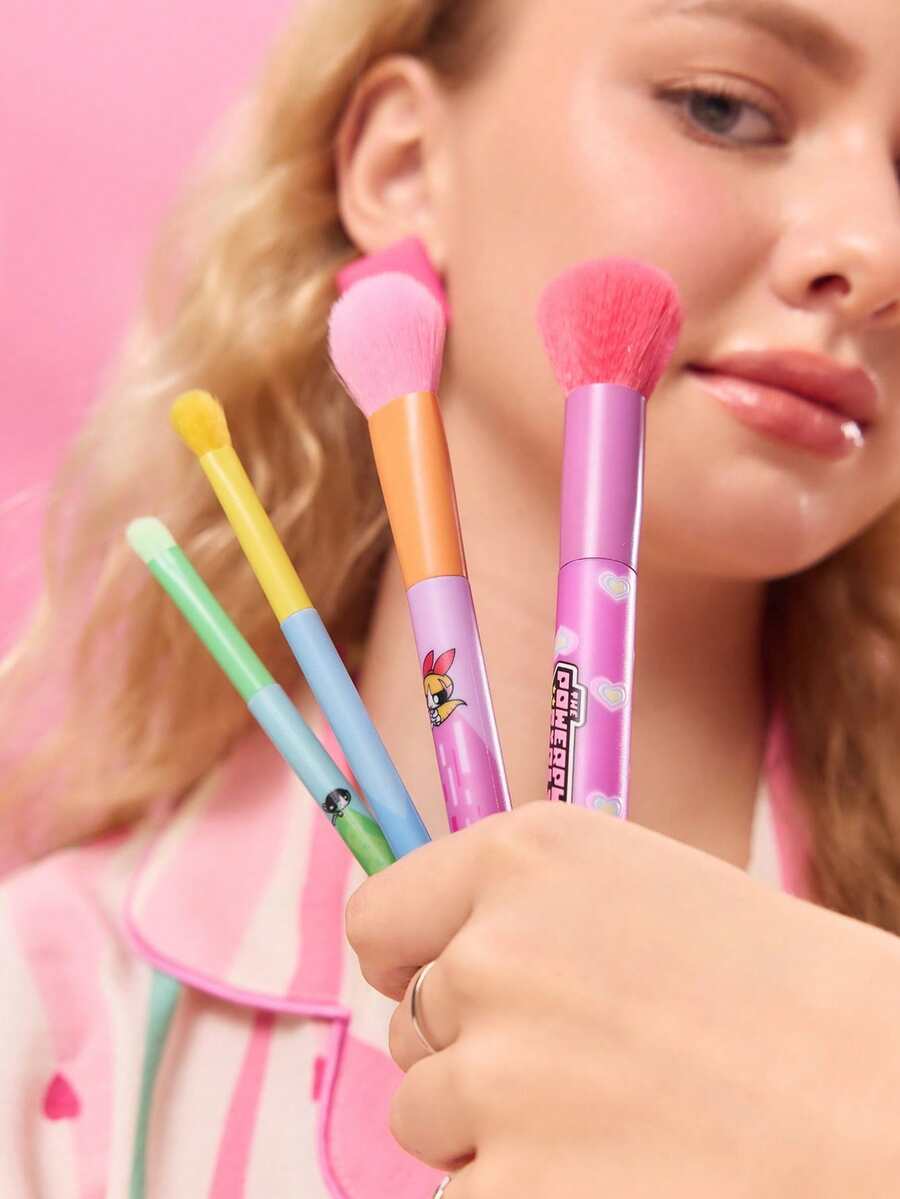 FanGlow THE POWERPUFF GIRLS X SHEIN Bộ 4 cọ trang điểm hoạt hình Powerpuff Girls, gồm cọ đánh phấn phủ, phấn má hồng, phấn mắt và cọ chi tiết, đẹp mắt và đáng yêu, 4 cọ đa chức năng. - Nhiều màu - Xem 1