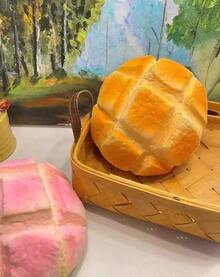 MINKOJA MINKOJA 1个可爱面包造型慢回弹减压球,食物造型,挤压解压玩具,缓解焦虑 - 彩色 - 查看 8