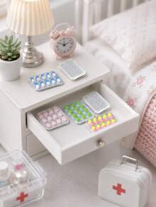 MINKOJA 1/4Pcs Miniature Simulation Pill Models For Dollhouse, Various Colors, Exquisite Workmanship And Realistic Design, Perfect For Dollhouse Decorations, DIY Ornaments And Scene Shooting Props - Multicolor - View 4