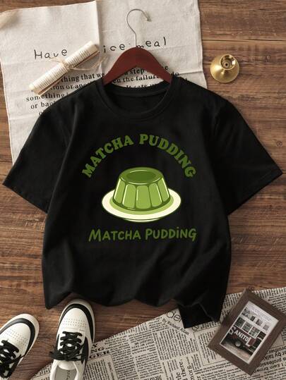 Camiseta versátil con estampado de pudín de té verde, ideal para amantes de los postres