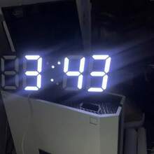 1個靜音桌面/壁掛式3D數位時鐘附夜燈，極簡多功能創意學生電子鬧鐘，房間裝飾禮物，生日畢業鬧鐘，臥室裝飾，宿舍裝飾，開學季學校裝飾 - 黑機白光 - 查看 6