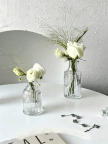 1/6Pcs Small Clear Glass Bud Vase, Mini Ribbed Decorative Bottle, Ideal For Single Flower, Dried Floral, Wedding Favors & Tabletop Home Decor - Roman Columns - View 4
