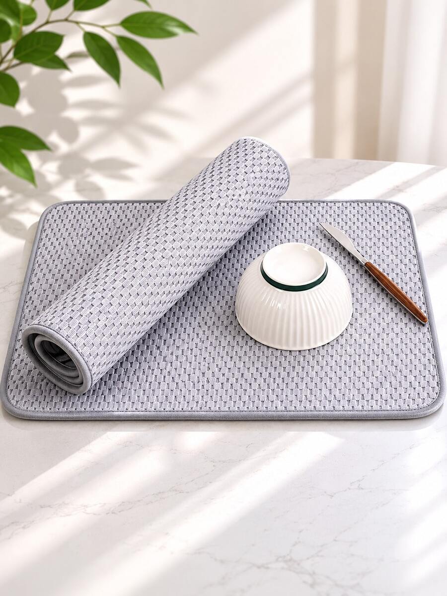 Alfombrilla de secado de platos de microfibra de 24x17 pulgadas, almohadilla absorbente para escurridor de platos, tapete de cocina para encimera, secado rápido, antideslizante, toalla de cocina reutilizable, almohadilla absorbente de agua para platos, tazas, utensilios, fácil de limpiar, accesorios de cocina, artículos esenciales para el hogar, opciones de varios tamaños, protege las encimeras, material de microfibra, alfombrilla de cocina duradera - Gris Claro - Ver 1
