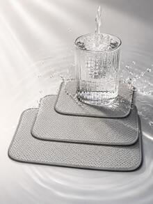 Alfombrilla de secado de platos de microfibra de 24x17 pulgadas, almohadilla absorbente para escurridor de platos, tapete de cocina para encimera, secado rápido, antideslizante, toalla de cocina reutilizable, almohadilla absorbente de agua para platos, tazas, utensilios, fácil de limpiar, accesorios de cocina, artículos esenciales para el hogar, opciones de varios tamaños, protege las encimeras, material de microfibra, alfombrilla de cocina duradera - Gris Claro - Ver 4