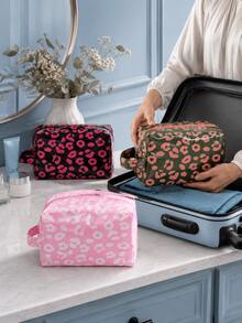 Joivida 1Pc PVC Leopard Print Striped Storage Bag, Large Capacity, Waterproof, INS Style, Multifunctional Makeup Bag, Travel Portable Storage Bag, Toiletry Storage Bag, Can Be Placed On Dresser/In Bathroom - Multicolor - View 7