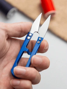 5PCS Sewing Scissors Sharp Stainless Steel Thread Snips UShaped Embroidery Shears Yarn Cutter Comfort Grip Portable For Quilting Knitting Crochet DIY Projects Supplies - Multicolor - View 3