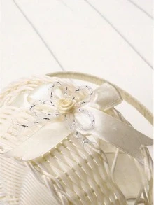 1PC Small Round Handwoven Natural Rattan Wicker Flower Basket Boho Rustic Wedding Petal Tossing Floral Gift Packaging Storage Basket Home Party Decor Spring Summer Valentine Mothers Day Birthday Gift Must Haves - White - View 3