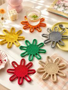 Zazumi 1Pc Hand Woven Sunflower Hollow Out Coaster, Heat Resistant Non-Slip Trivet Pot Mat, 6 Colors Available Creative Flower Shaped Table Protection Cup Pads For Dining Table Coffee Bar Office Desk Picnic Kitchen Home Decor - Multicolor - View 5