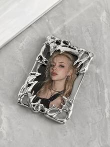 Zazumi 1PC Irregular Hollow Photo Frame,With Hanging Hole Design,Photocard Holder,Desk Tabletop Display For Fans,Desk Decor Accessories,Aesthetic Table Display Must‑Haves - default - View 7
