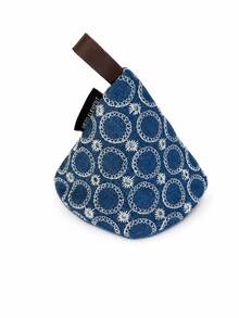Haus Hana Vintage Style Triangle Heat Resistant Pot Holder, Kitchen Anti-Scald Mitt & Insulated Trivet Pad For Hot Pots, Pans, Baking Dishes, Dining Table, Kitchen Counter, Cooking, Baking, Holiday & Housewarming Gift - Multicolor - View 11