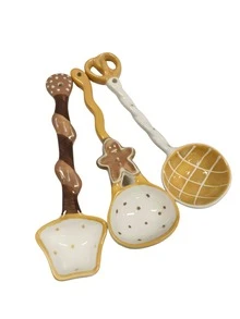 1PC/2PCS Mix And Match Cute Dessert Design Soup Spoon, Ceramic Baking Spoon, Cute Berry Spoon, Muffin/Pineapple/Croissant Design Dessert Spoon, Cute Kitchen And Dining Spoon - View 4