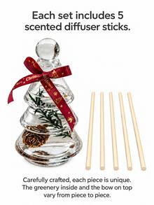 Cirelle Christmas Tree Shaped Reed,Crafted With Transparent Glass Bottle And Decorative Rattan Balls. It Releases Pleasant Scent To Fill The Room. Perfect For Tabletop Decor During Holiday Season, Suitable For Bedroom Display And Festive Gift Giving. - multicolor - View 16