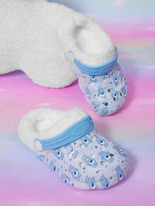 SHEIN X Care Bears 秋冬保暖毛絨內裡可愛趣味卡通圖案時尚防滑嬰兒洞洞鞋 - 藍色 - 查看 1
