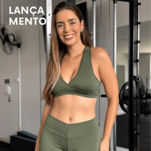 CONJUNTO ACADEMIA FITNESS FEMININO SHORTS MEIA COXA COM TOP BLACKOUT