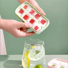 Stackable Silicone Ice Tray With Cover-Easy To Demould 8-Cell Ice Mold Set, LFGB Certified, Spill-Proof For Cocktails, Safe To Freeze. Ice Cube Tray Ice Cube Ice Cube Squishy Ice Cube Mold Ice Cube Mould